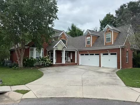 3251 Stillmeadow Ln, Ooltewah, TN 37363