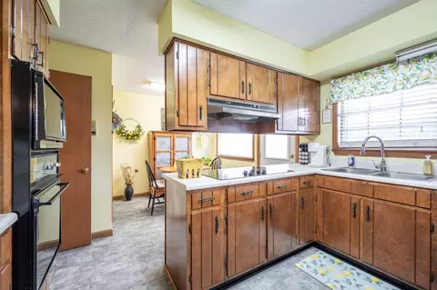 Kitchen - 9508 Pearson Rd, Harrison, TN 37341 photo 1 of 3