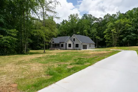 1424 Salem Valley Rd, Ringgold, GA 30736