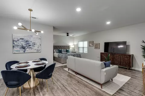 782 Riverfront Pkwy #415, Chattanooga, TN 37402
