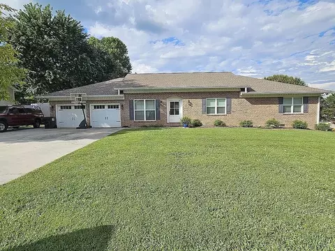 134 Rosewood Dr NE, Cleveland, TN 37312