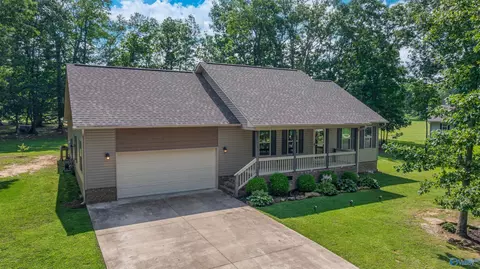 30 Michael Cir, Fort Payne, AL 35967
