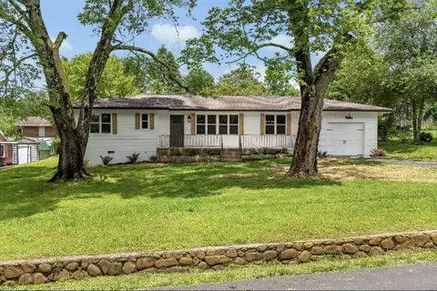 3 Abelia Ln, Chattanooga, TN 37415