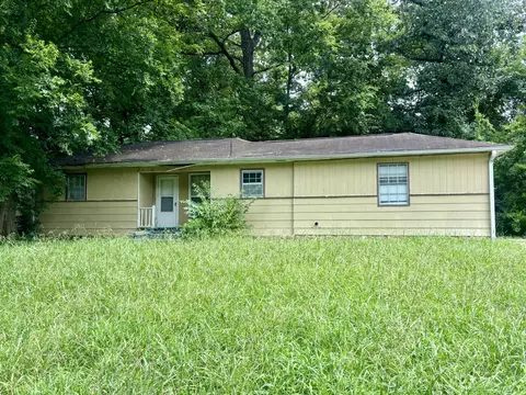 4210 Davis Ln, Chattanooga, TN 37416