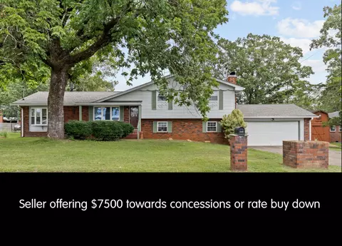 52 S Glade Rd, Fort Oglethorpe, GA 30742