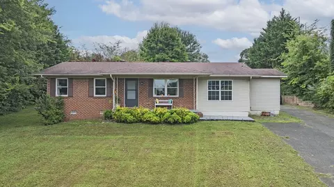 3882 Michelle Pl NE, Cleveland, TN 37323