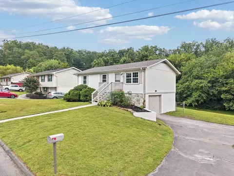 7454 Davis Mill Cir, Harrison, TN 37341