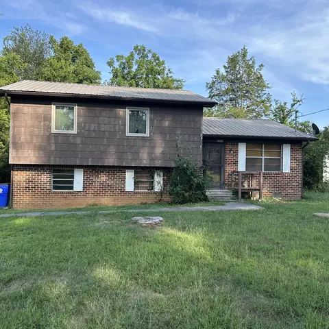 2006 Sun Hill Rd SW, Cleveland, TN 37311