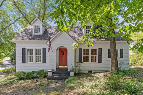 914 W Walnut Ave, Dalton, GA 30720