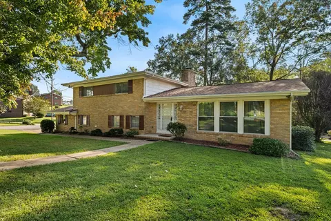 3901 N Mission Oaks Dr, Chattanooga, TN 37412