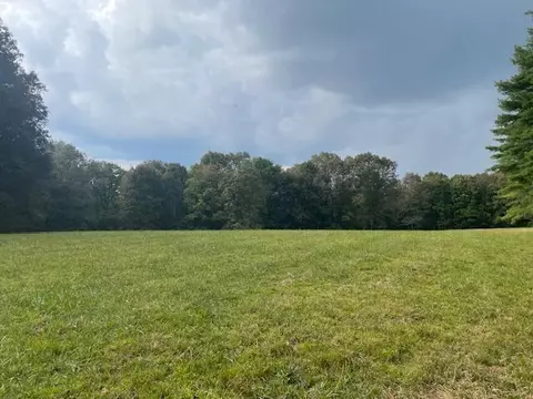 704 Annadell Rd, Lancing, TN 37770