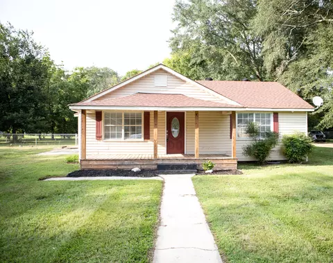 171 Moore St, Summerville, GA 30747