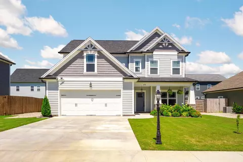 19 Winchester Dr, Rossville, GA 30741