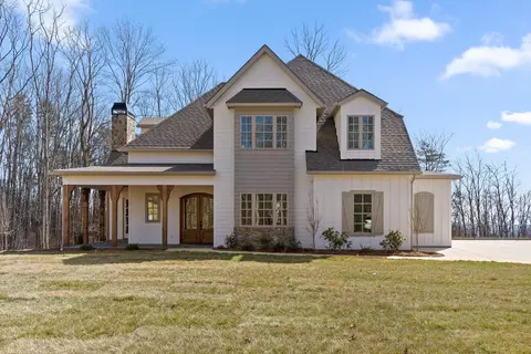 8420 Bear Paw Trl #SIGNAL, Signal Mountain, TN 37377