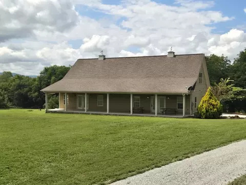 168 River Ridge Dr, Dunlap, TN 37327