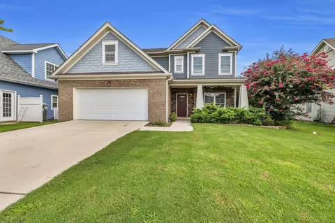 2416 Waterhaven Dr, Chattanooga, TN 37406