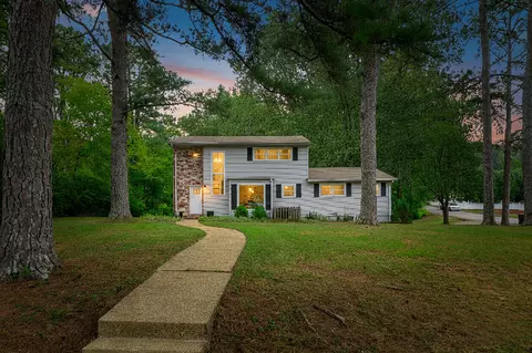 7302 Faye Ave, Chattanooga, TN 37421