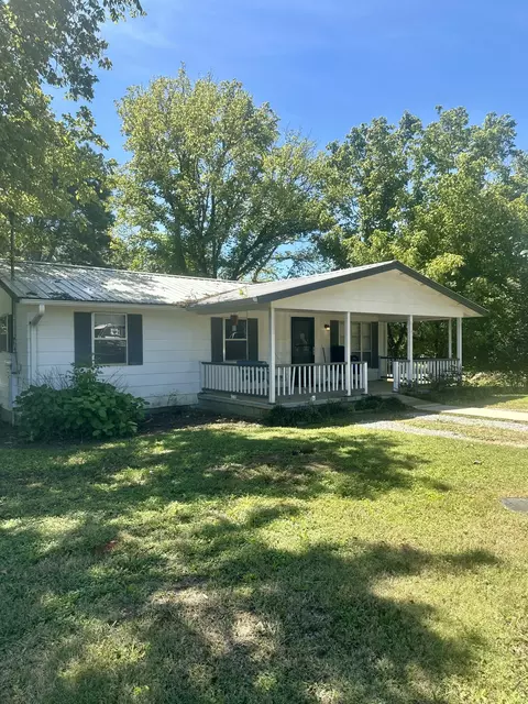 702 Gothard Ave, Bridgeport, AL 35740