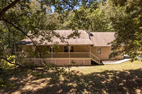 1200 Percheron Dr NW, Dalton, GA 30720