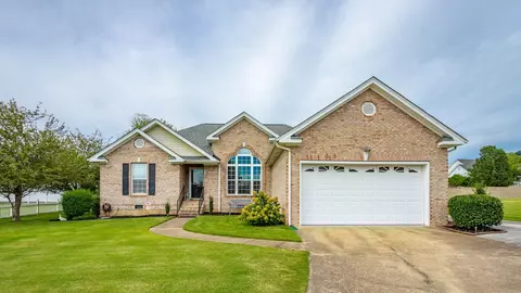 33 Eagle Ln, Ringgold, GA 30736