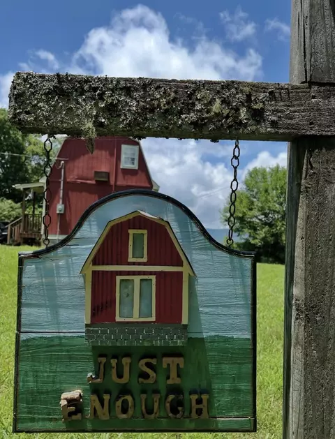 10515 Griffith Hwy, Whitwell, TN 37397