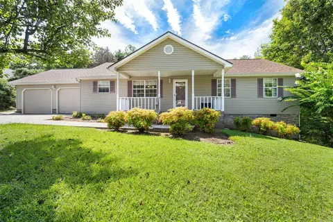 281 Castleview Dr, Ringgold, GA 30736