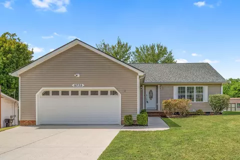 5735 Cherry St, Ooltewah, TN 37363