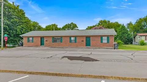 409 High St, Athens, TN 37303