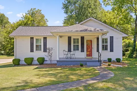 114 Chickamauga Rd, Chattanooga, TN 37421