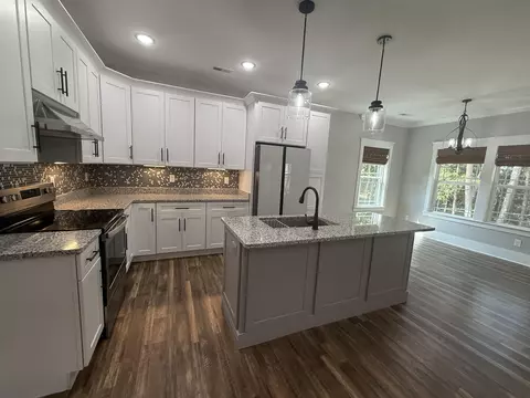 Kitchen - 294 E Long Hollow Rd, Rock Spring, GA 30739 photo 3 of 8