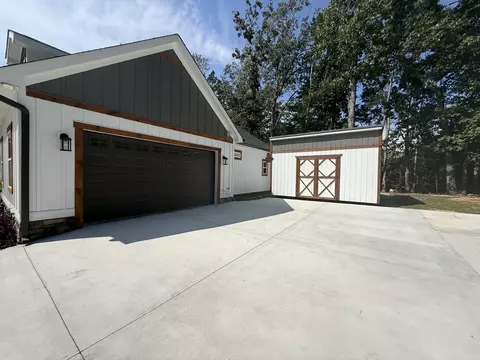 Exterior - 294 E Long Hollow Rd, Rock Spring, GA 30739 photo 22 of 24