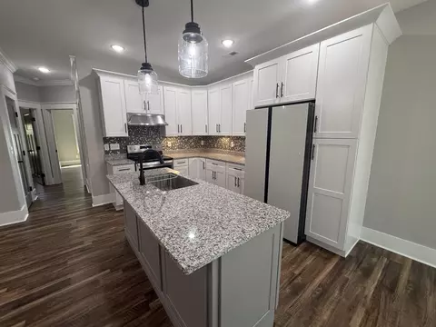 Kitchen - 294 E Long Hollow Rd, Rock Spring, GA 30739 photo 7 of 8
