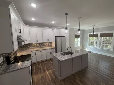 Kitchen - 294 E Long Hollow Rd, Rock Spring, GA 30739 photo 1 of 8