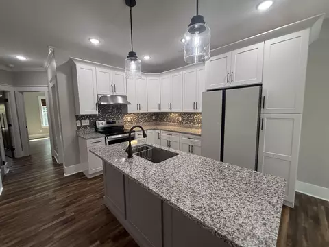 Kitchen - 294 E Long Hollow Rd, Rock Spring, GA 30739 photo 8 of 8