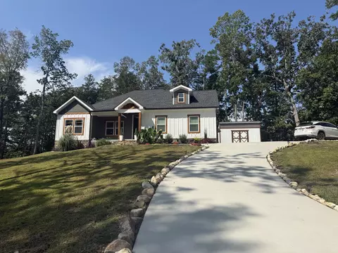 Exterior - 294 E Long Hollow Rd, Rock Spring, GA 30739 photo 3 of 24