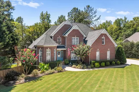 1913 Tara Pl, Dalton, GA 30720