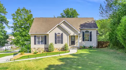 1302 Woodland Cove Pl NE, Cleveland, TN 37312