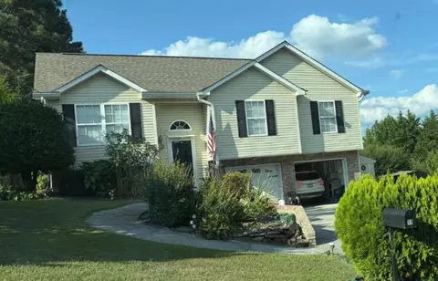 39 Golden Oaks Dr, Ringgold, GA 30736