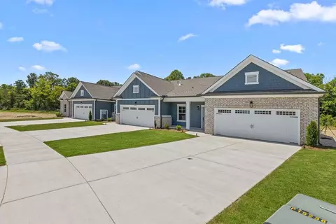 1560 Whisper Winds Ln #5, Ooltewah, TN 37363