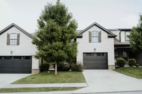 790 Wood Grove Cir, Hixson, TN 37343