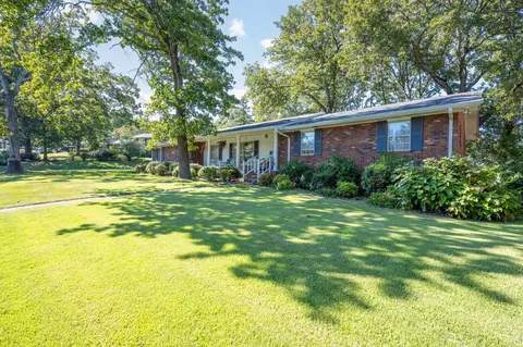 601 Parlem Dr, Chattanooga, TN 37415