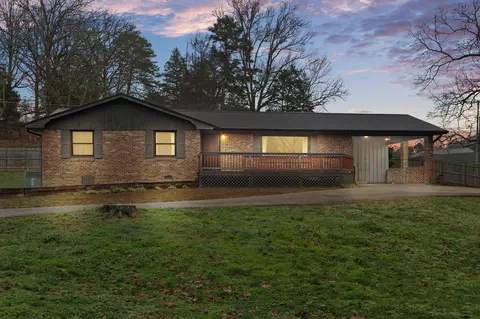 1034 Ogrady Dr, Chattanooga, TN 37419