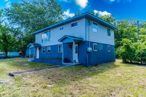 806 Mcfarland Ave, Rossville, GA 30741