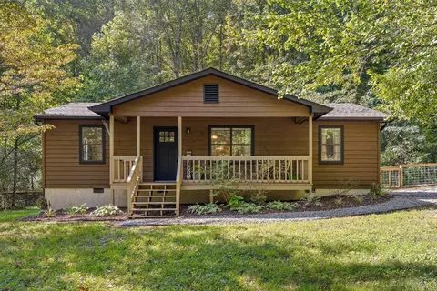 857 Williams Rd, Chickamauga, GA 30707