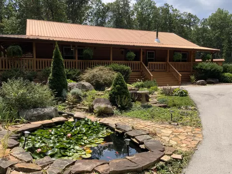 474 Pigeon Springs Rd, Tracy City, TN 37387