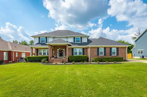 2225 Peterson Dr, Chattanooga, TN 37421