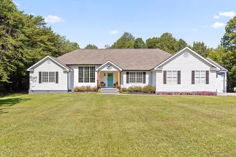 1218 Montlake Rd, Soddy Daisy, TN 37379