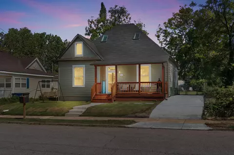 2003 E 12th St, Chattanooga, TN 37404