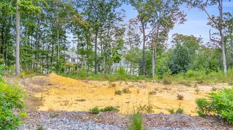 5025 Dandelion Trl, Signal Mountain, TN 37377