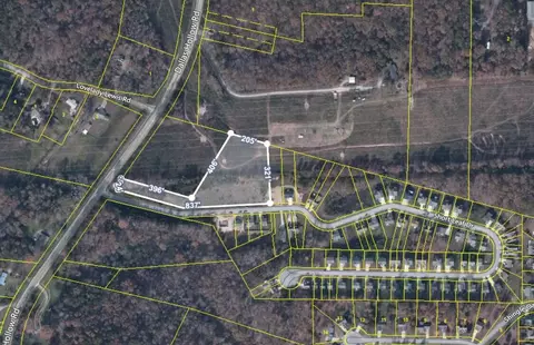 1601 Short Leaf Ln, Soddy Daisy, TN 37379